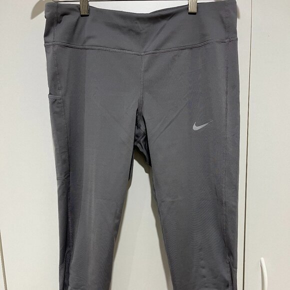 Nike Racer Capri Leggings - Picture 1 of 7